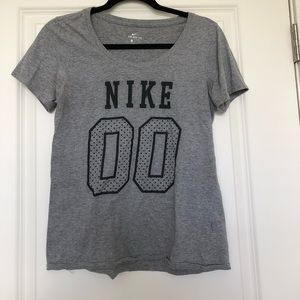 Nike basic tee